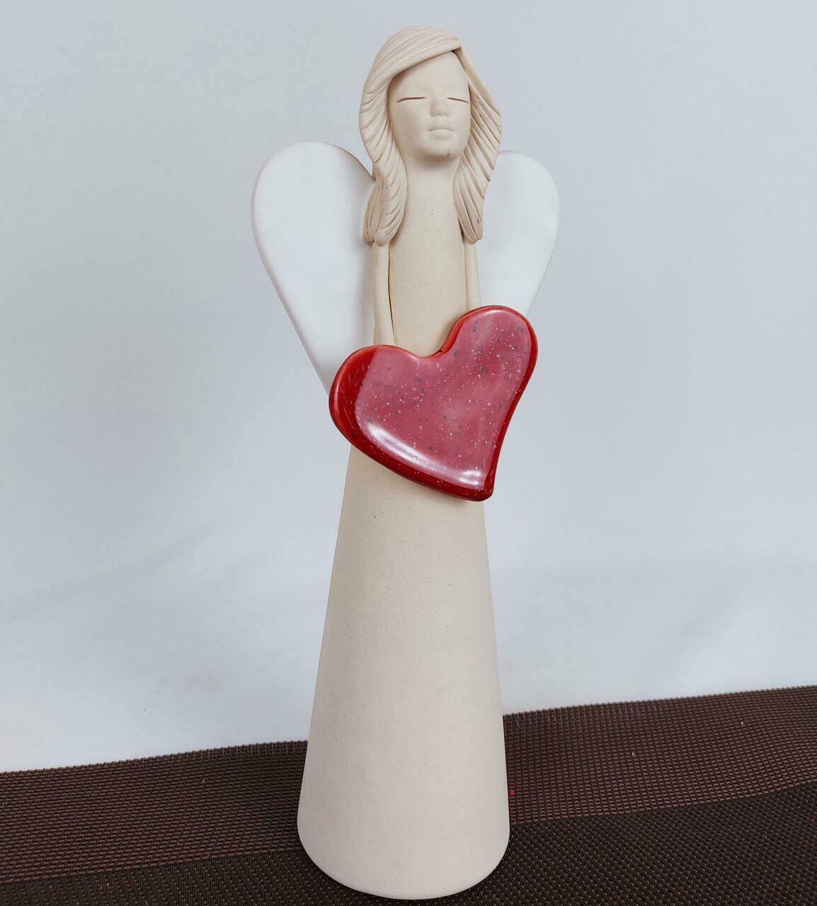 Anioł ceramika Hand made z sercem