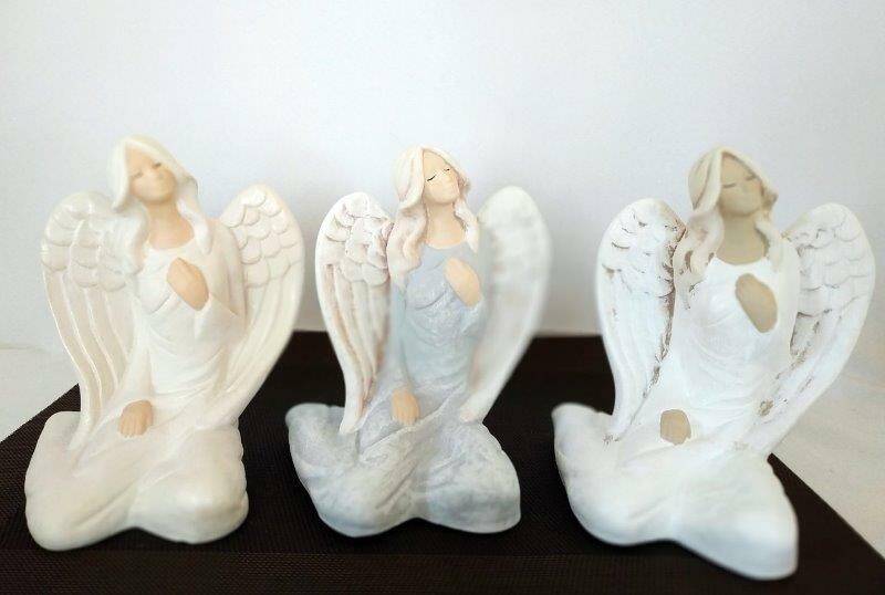 Figurka anioł Weronika 19cm 114