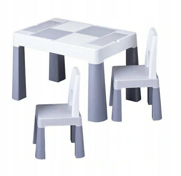 krzesełka stoliki