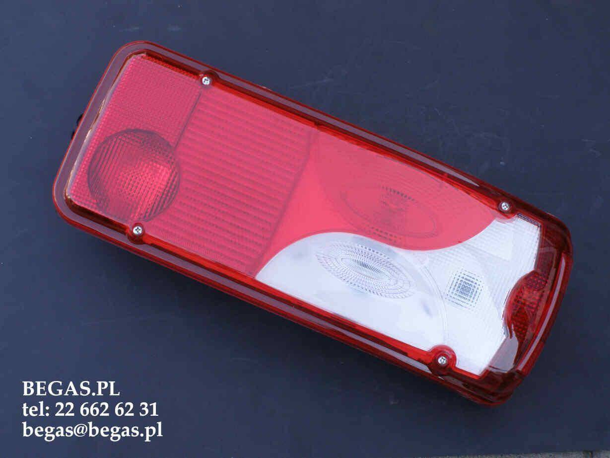 LAMPA ZESP.TYL.SCANIA PRAWA GNIAZDO AMP