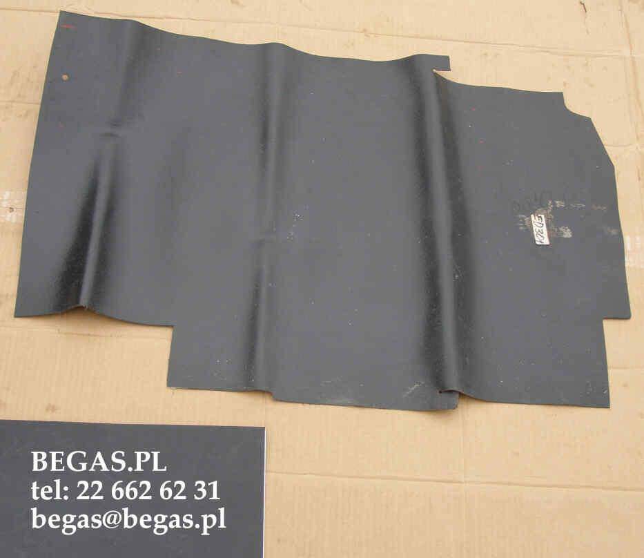 DYWANIK KABINY LEWY N/T STAR 200