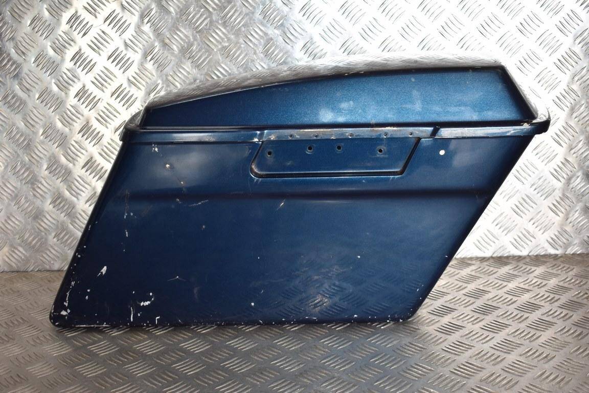 Kufer boczny prawy XII