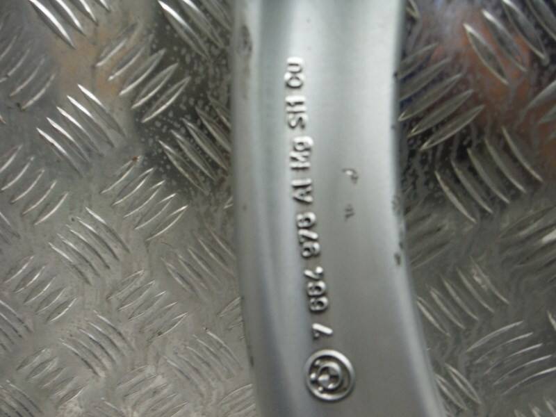 Wahacz przedni przód aluminiowy z ośką (Zdjęcie 3)