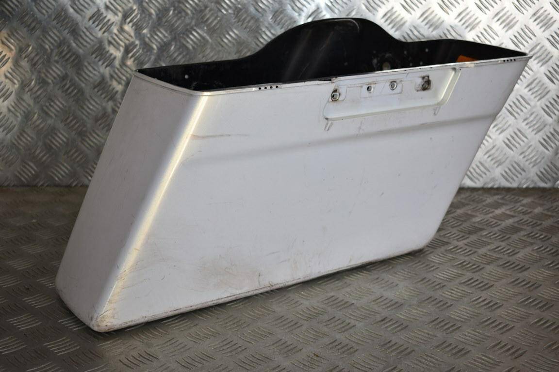 Kufer boczny prawy XV