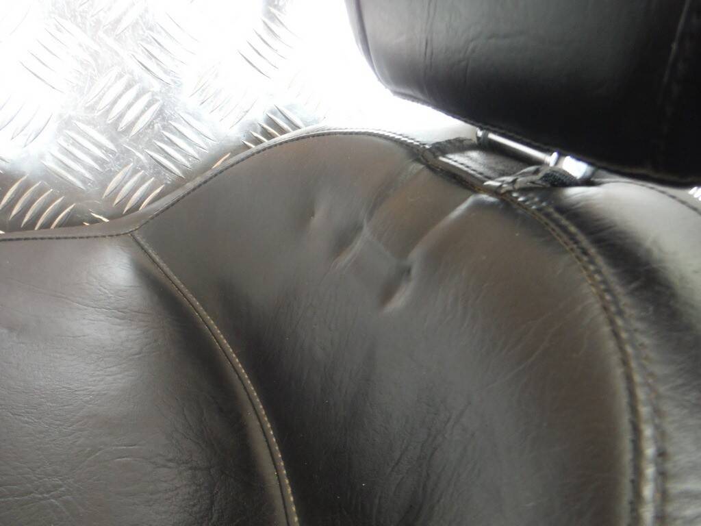 Siedzenie fotel kananpa kierowcy MUSTANG (Zdjęcie 10)