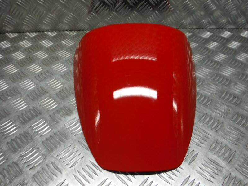Nakładka atrapa siedzenia tył czerwona (Zdjęcie 2)