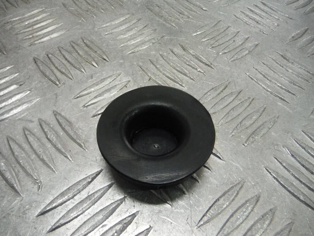 Zaślepka ramy guma mocowania zbiornika (Zdjęcie 4)