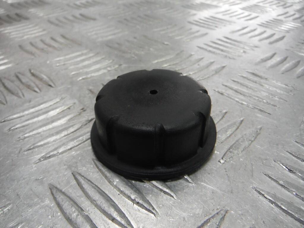Zaślepka ramy guma mocowania zbiornika (Zdjęcie 1)