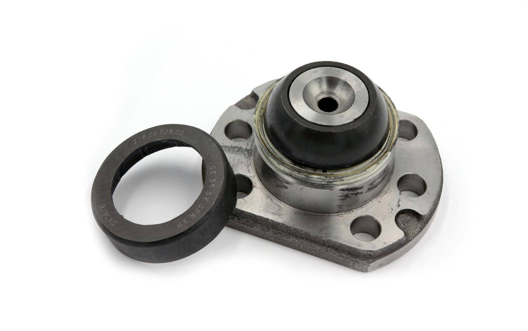 Lower kingpin with bearing for MANITOU 52618971 DANA