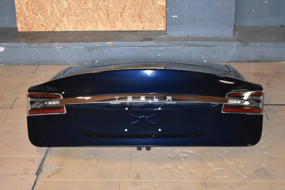 Liftgate Tailgate Hatch Trunk Taillights