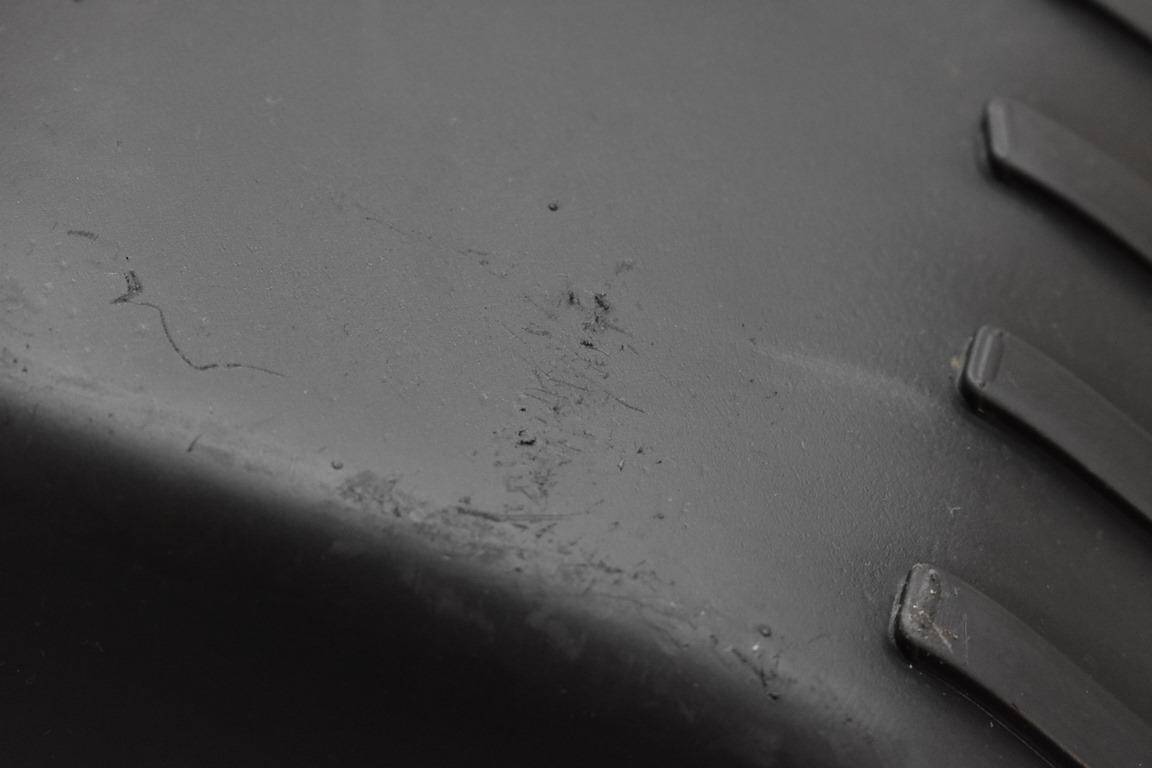 Dywanik wykładzina gumowa kierowcy TESLA (Zdjęcie 4)