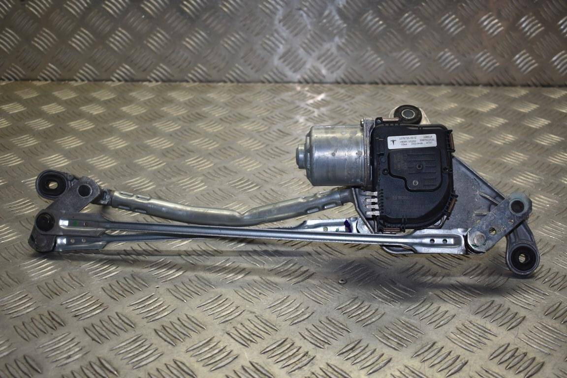 Front Windshield Wiper Motor & Linkage