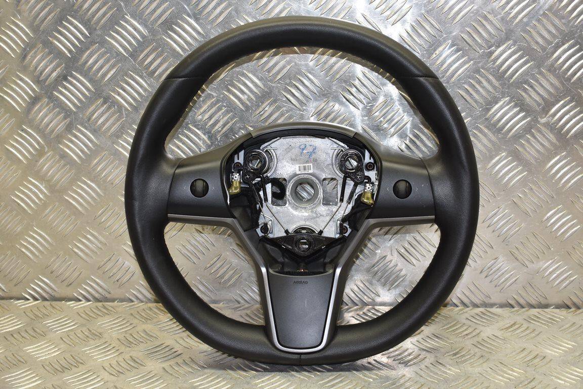 Steering Wheel Leather w/ Control Switch