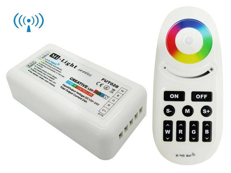 FUT028 Mi Light Touch Screen LED RGBW Controller
