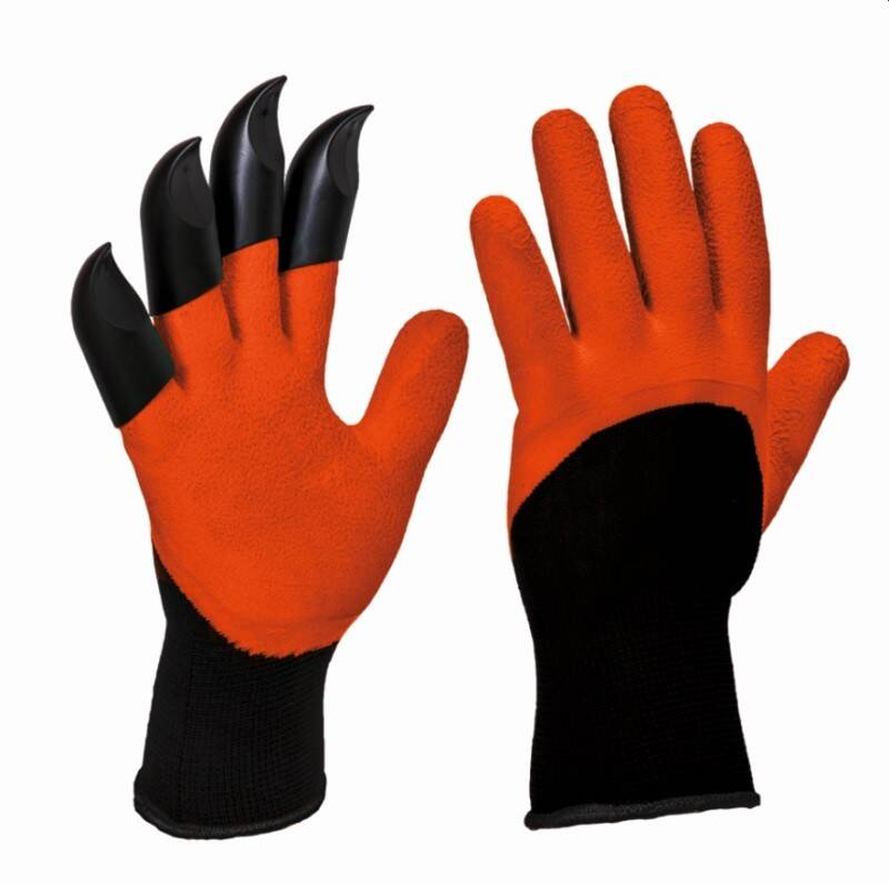 Gloves with claws