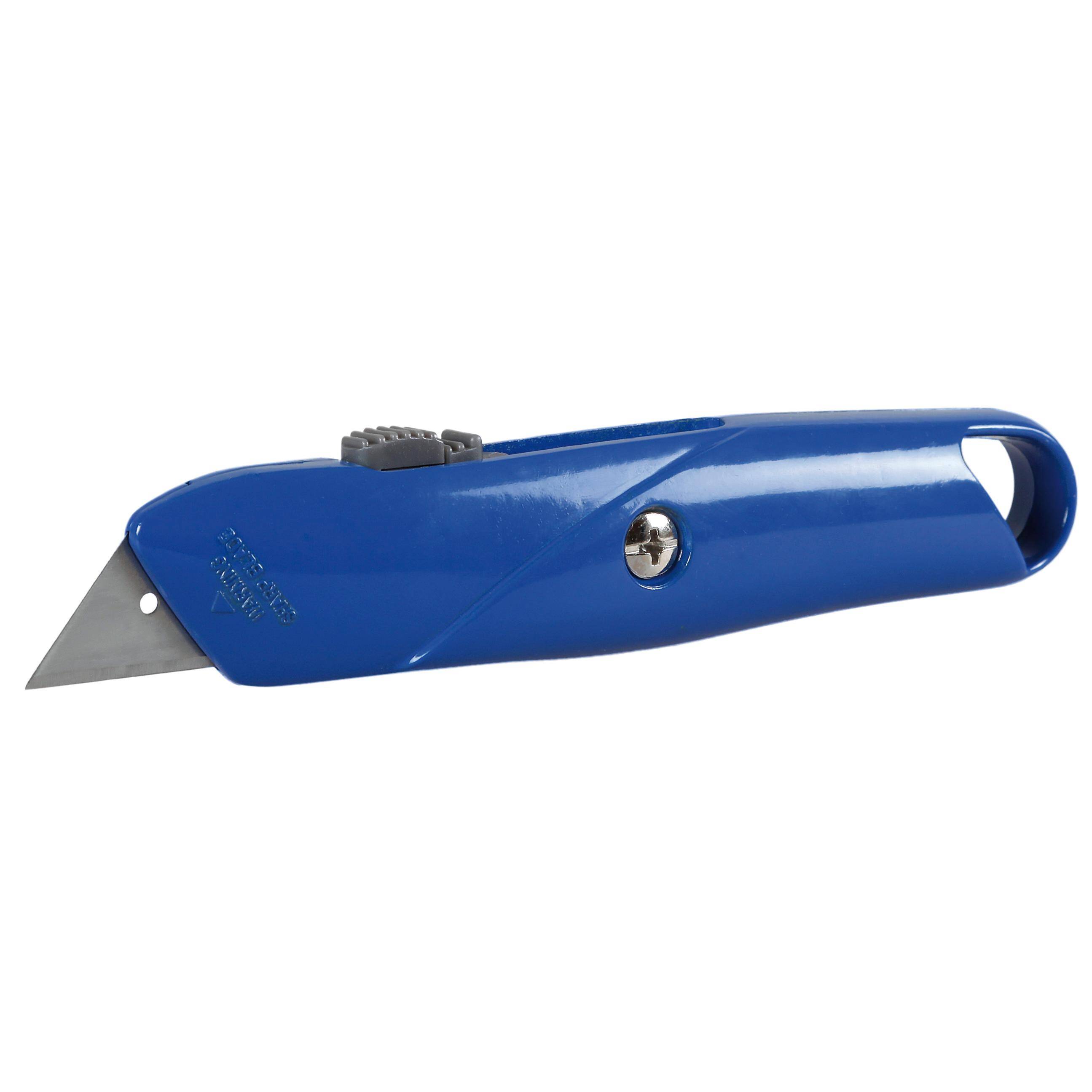 Snap off cutter with trapeze blades