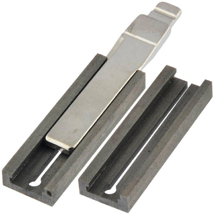 Key clamp for HU66 keys