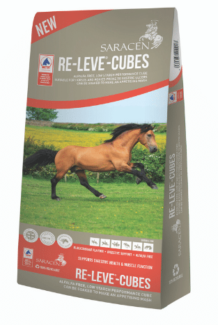 SARACEN Re-leve Cubes 20 kg - niskoskrobiowa pasza dla koni (Zdjęcie 1)