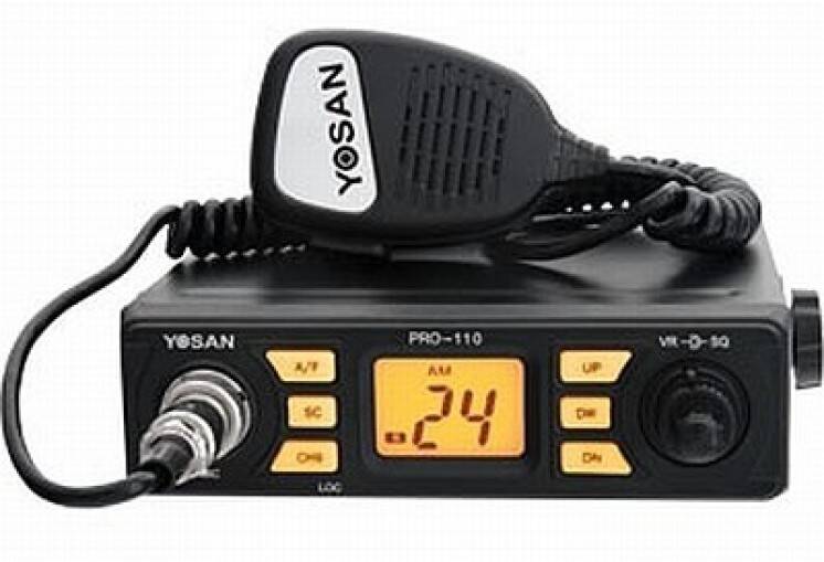 Radio Yosan Pro110 Am/Fm, 4W, 40/240Ch