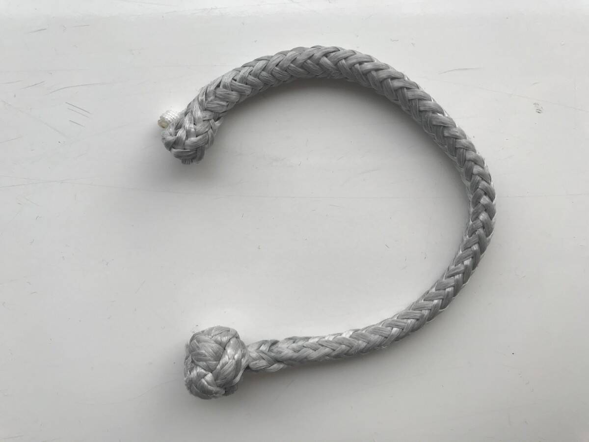Miękka szekla z liny D-F20 4mm (szara) (Zdjęcie 3)
