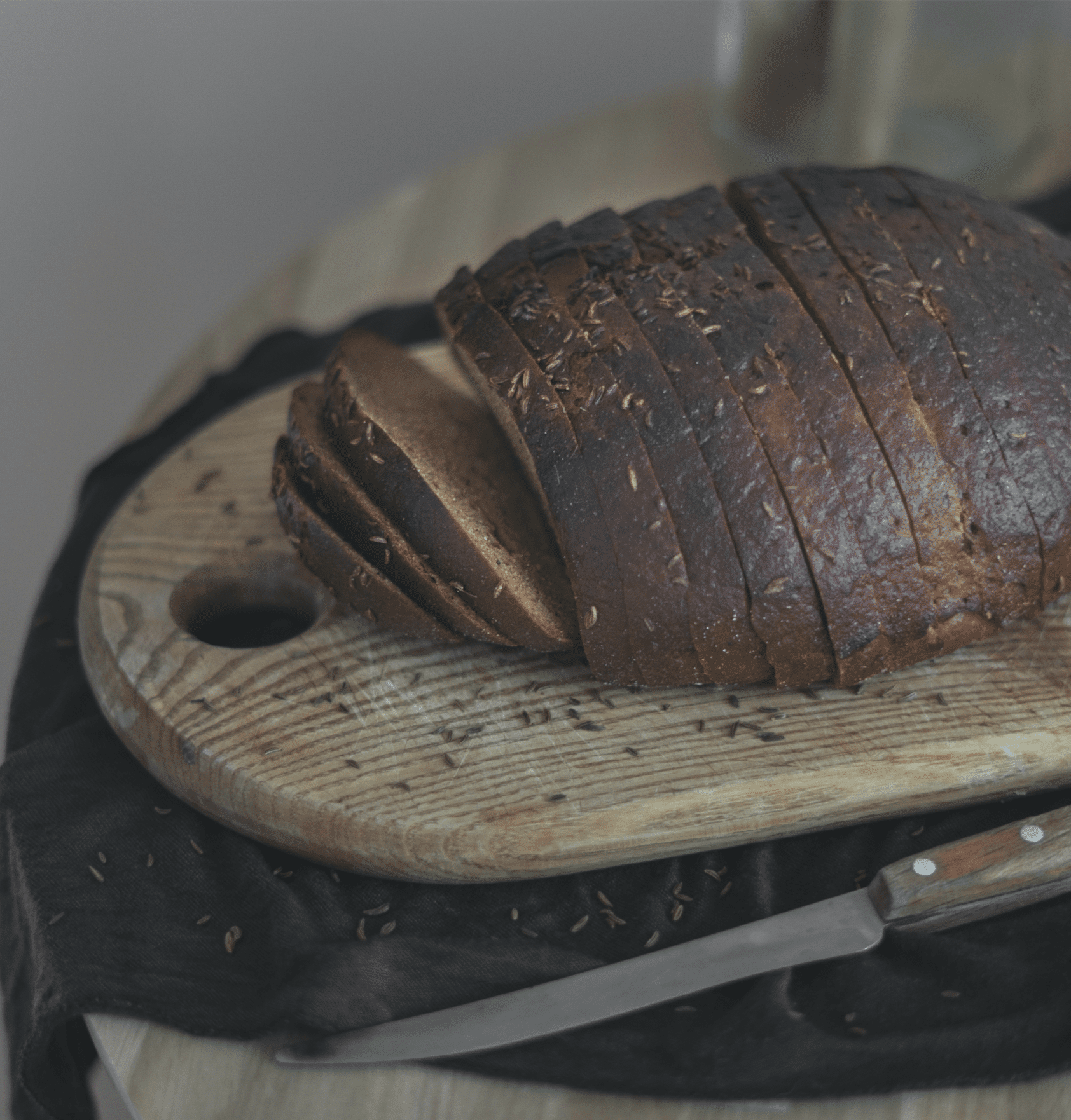 Ciemny chleb gospodyni 650 g. (Zdjęcie 2)