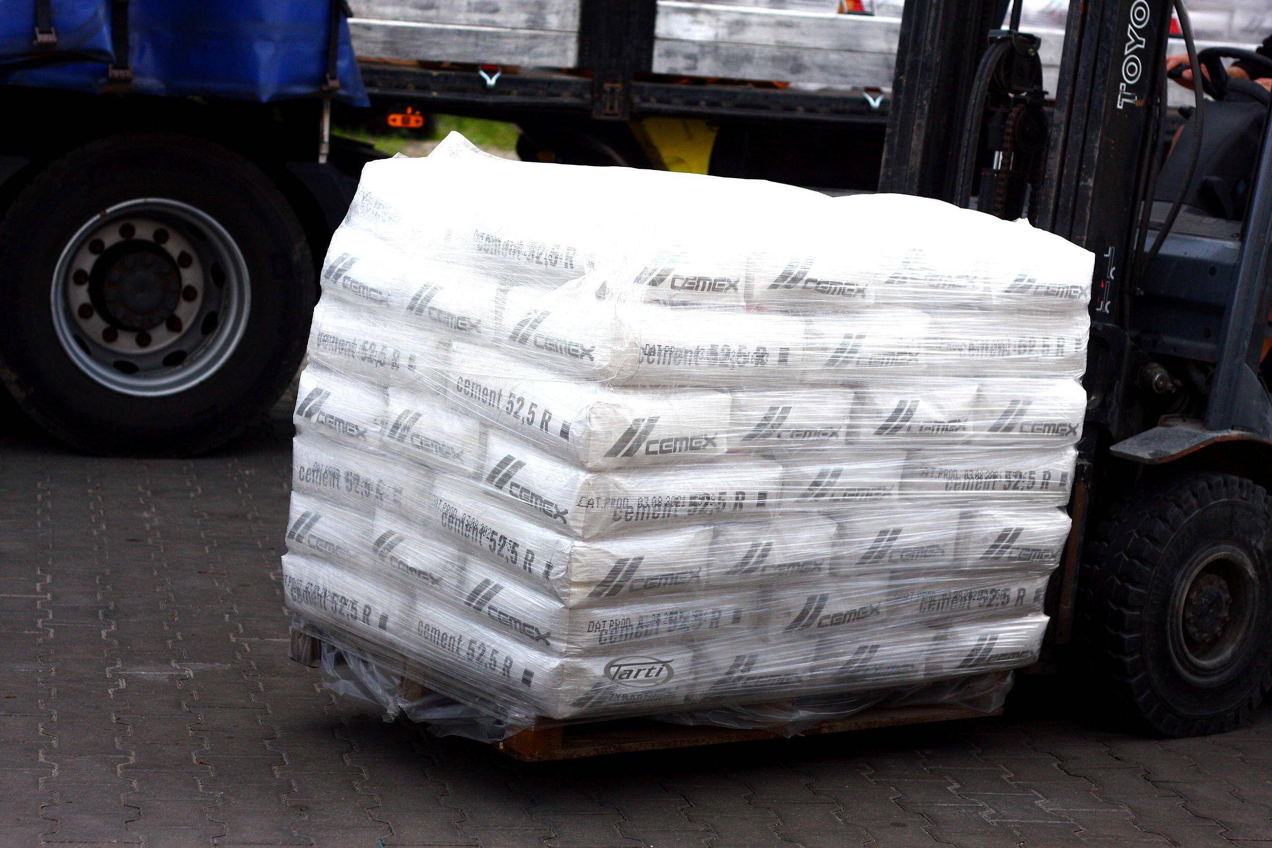 Cemex Cement BIAŁY CEM I 52,5 R portlandzki 25kg (Zdjęcie 3)