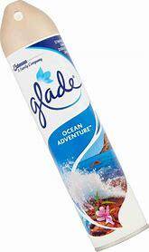 Glade Ocean Adventure Odświeżacz powietrza w aerozolu 300 ml