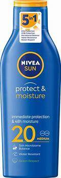 NIVEA SUN Protect and Moisture Nawilżający balsam do opalania SPF 20, 200 ml