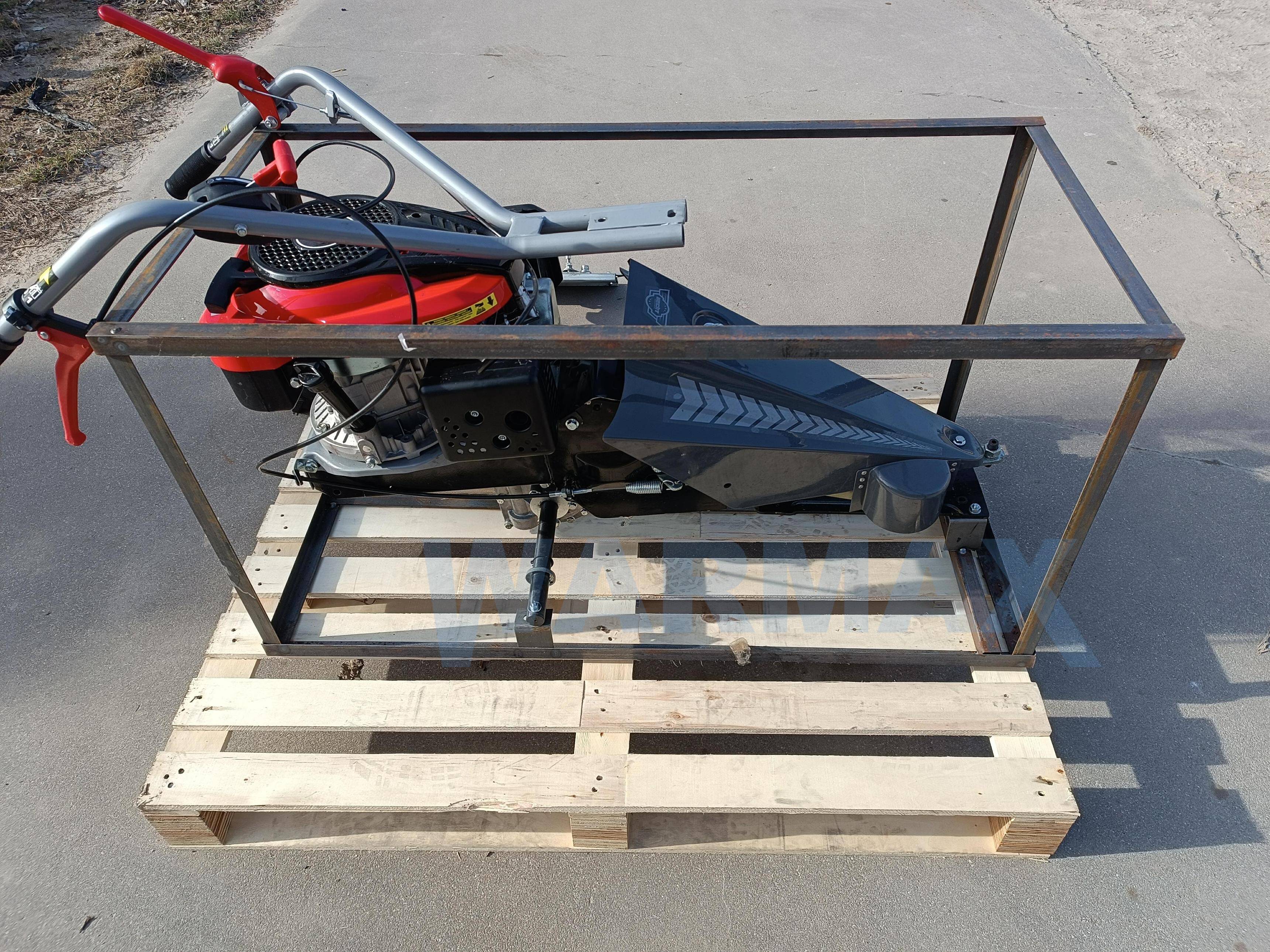 WYPRZEDAŻ HECHT Kosiarka spalinowa listwowa 5KM 87cm 587