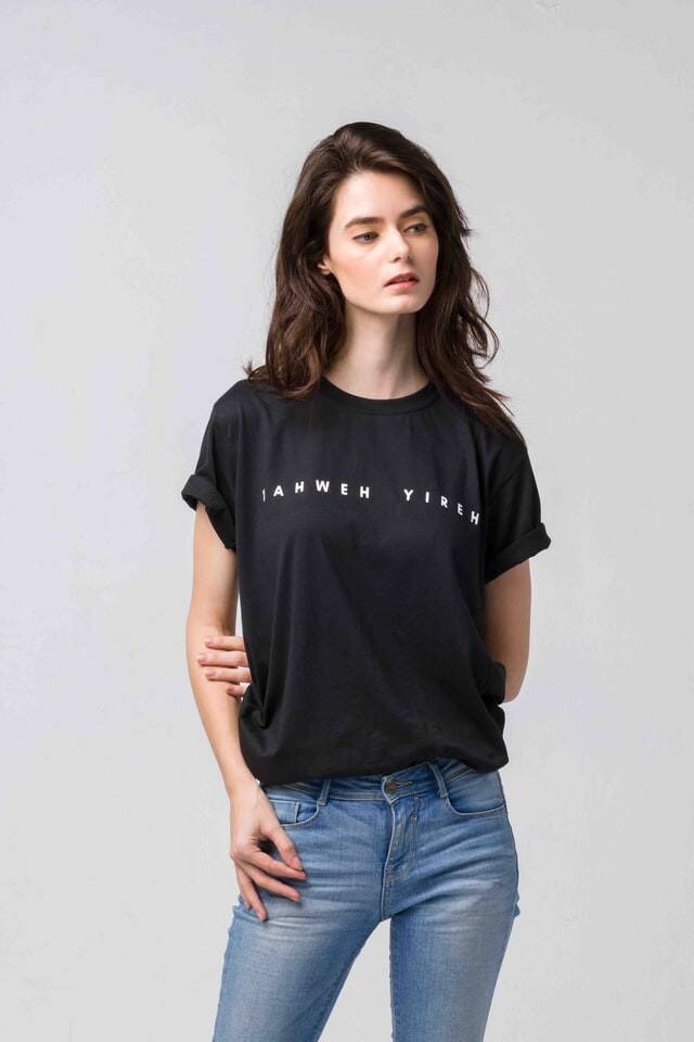 T-shirt czarny z napisami