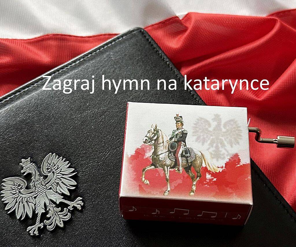 czarny notes katarynka-pozytywka flaga polski hymn