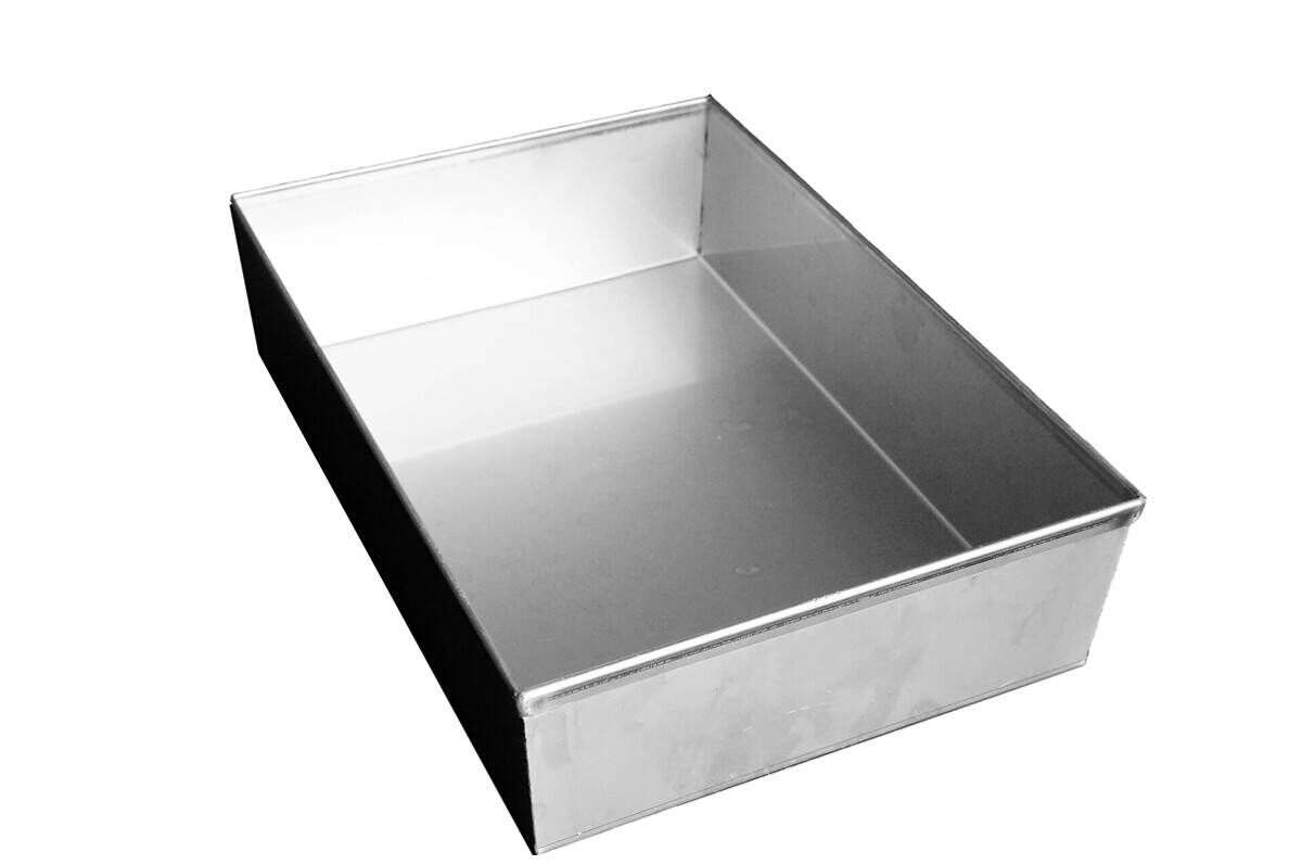 A rectangular baking tray, great for creating mouthwatering baked goods.
