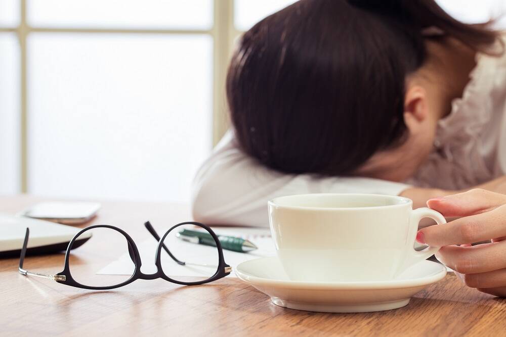 Zmęczenie a styl życia – jak nasze codzienne nawyki wpływają na poziom energii?